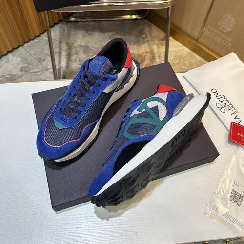 Кроссовки Valentino