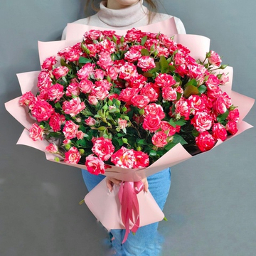 Букет из 15 кустовых роз сорта "Фаер Вокс" (Fire works)