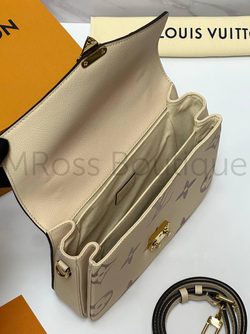 Сумка Pochette Metis Louis Vuitton кожаная бежевая с коричневыми узорами