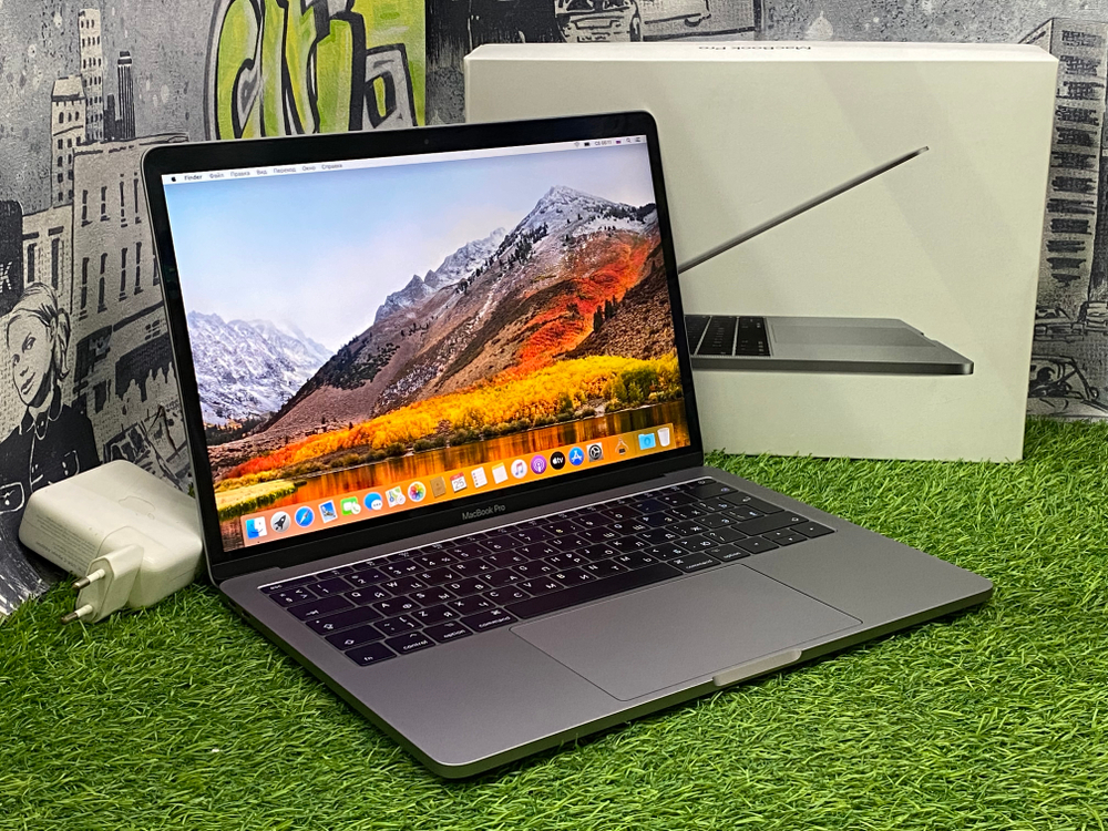 MacBook Pro 13 i5 8/128GB [MPXQ2RU/A]