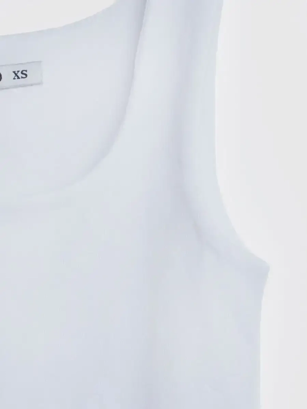 Белый кроп топ укороченный под пиджак