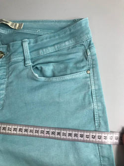 Джинсы Zara для городских прогулок, маркировка 38, визуально на 44 размер