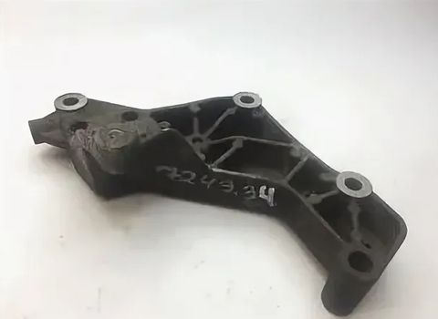 Кронштейн генератора МАН ТГЛ ТГМ ТГА 51191010360 б/у