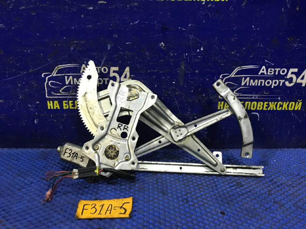 Стеклоподъемник задний правый MITSUBISHI DIAMANTE 2000