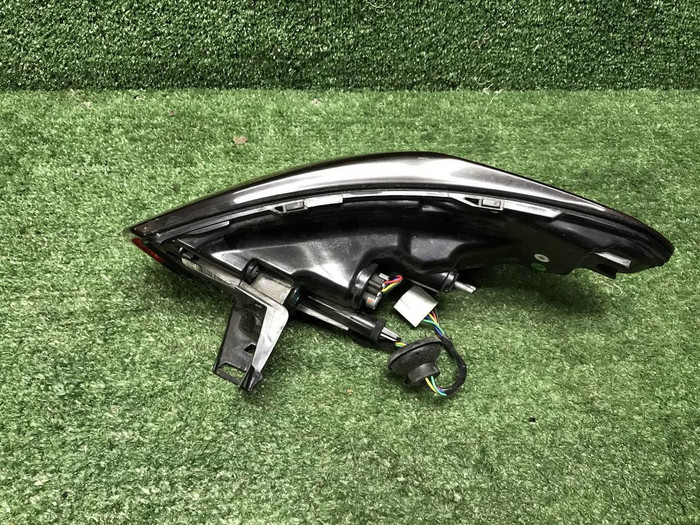 Фонарь левый внешний Geely Coolray (2023-н.в.)