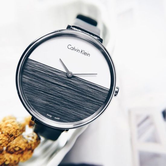 Женские швейцарские часы Calvin Klein K7A231C3