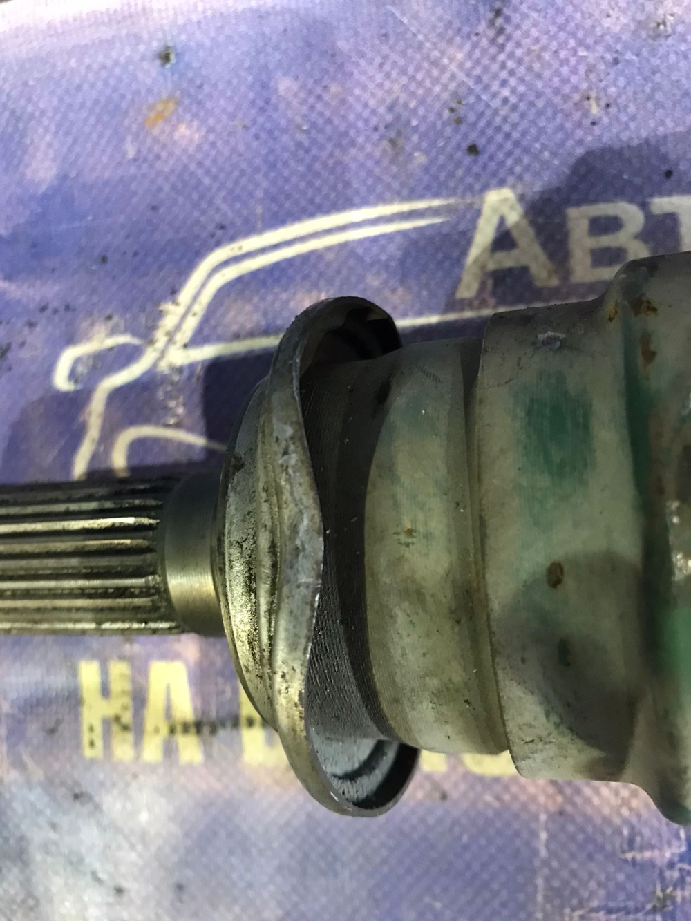 Привод передний правый TOYOTA CAMI 1999-2000