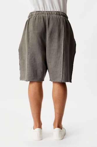 Серый костюм с шортами Votus 2.2