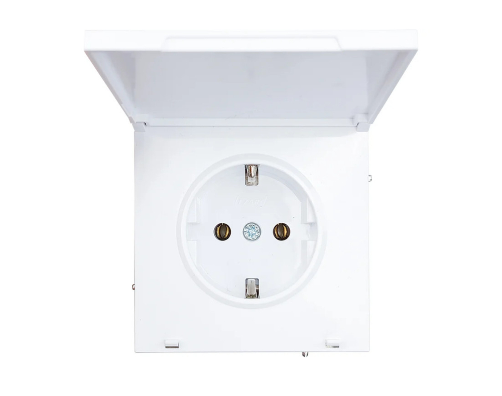 Розетка 1-местная LEZARD ZIMA с крышкой белая с/з безвинтовой зажим/клемма