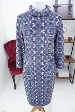 Платье практичное 44 размер