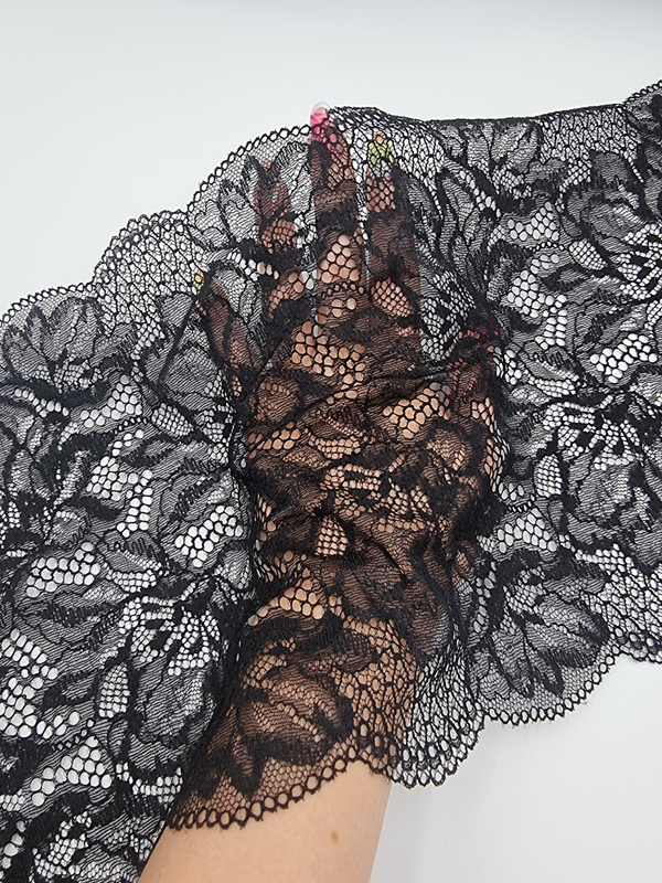 Кружево эластичное черное КС147 (22 см)