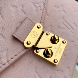 Louis Vuitton Pochette Metis East West