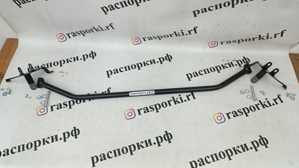 Распорка передних стоек Suzuki Swift 5 (ZC33S)