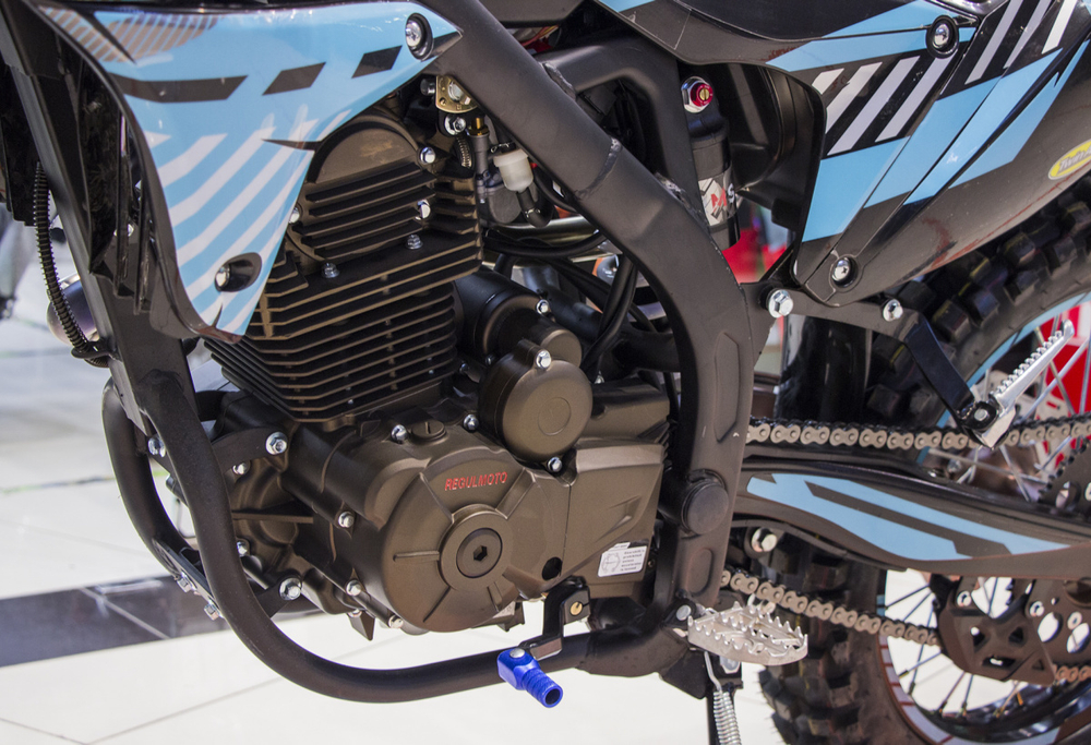 Мотоцикл эндуро Regulmoto ZR 250 PR 2021 г. ПТС (черный-синий)