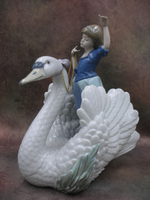 Статуэтка. Фарфор. Лебедь и принцесса. Lladro. Испания
