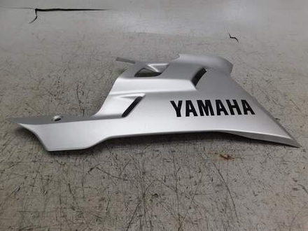 пластик нижний правый Yamaha YZF-R25 BS7-F8395