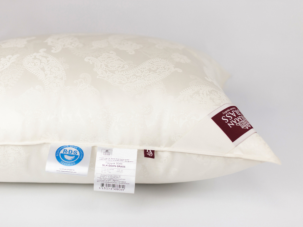 Подушка средняя 50х68 German Grass Downline Silk Down Grass