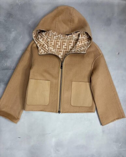 Пальто Fendi