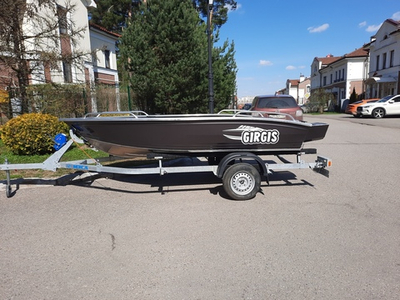 Лодка Гиргис 390 Стандарт