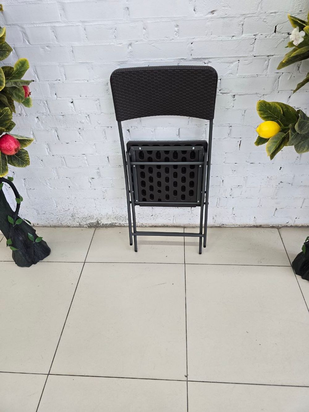 Стул складной плетёный пластик