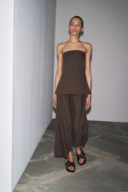 ZARA ПЛАТЬЕ БЕЗ БРЕТЕЛЕЙ — ZW COLLECTION, КОРИЧНЕВЫЙ