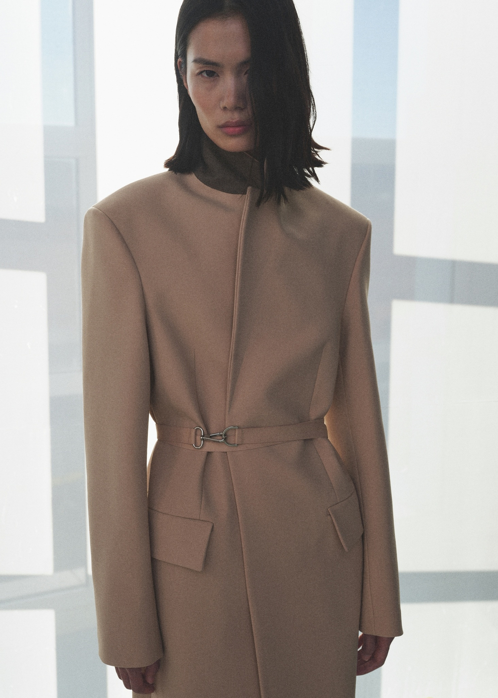MANGO Шерстяное пальто с поясом, натуральный