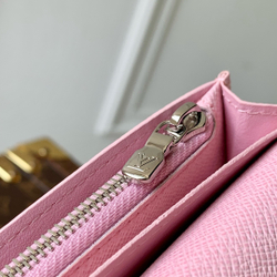 Louis Vuitton Brazza Wallet
