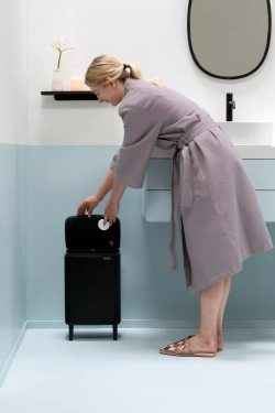 Brabantia - Контейнер для мусора Bo Touch Hi 12л матовый черный / артикул   227226  / GTIN 8710755227226