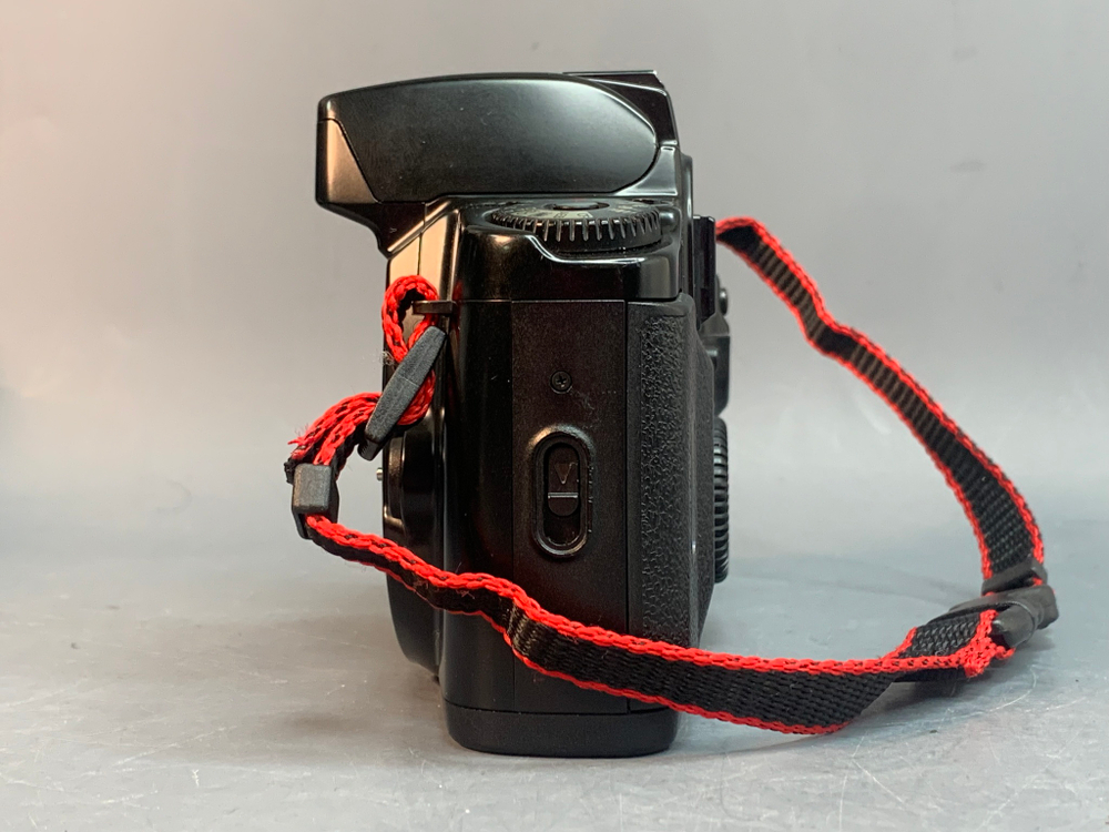 Canon EOS 100QD body