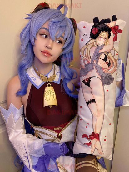 Мини дакимакура Марин Китагава из Эта фарфоровая кукла влюбилась арт. M0971, 60х20 см