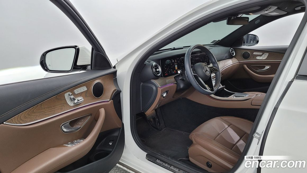 Mercedes-Benz E-Class W213 E250 Exclusive (05.2022)