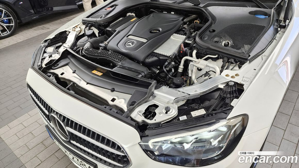 Mercedes-Benz E-Class W213 E250 Avangarde (09.2021)