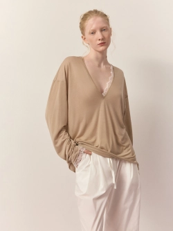 Лонгслив с кружевом