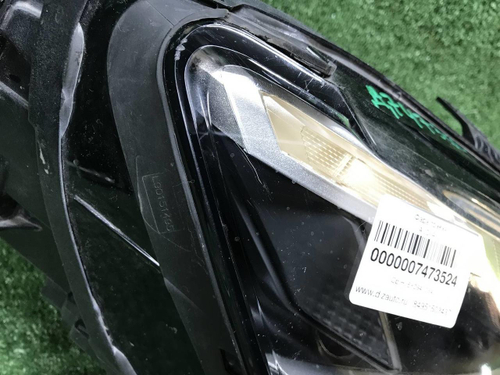 Фара правая Audi A3 4 8Y (2020-2024) LED