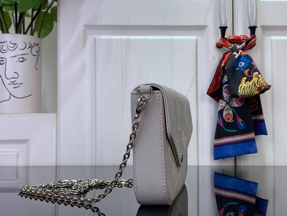 Сумка Louis Vuitton