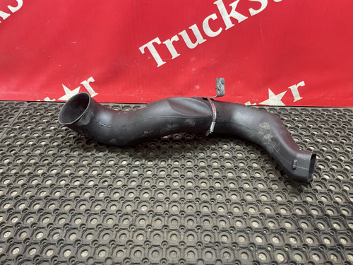 Патрубок корпуса воздушного фильтра