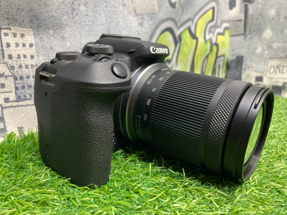 Canon EOS R10 kit RF-S 18-150mm 3.5-6.3 IS STM