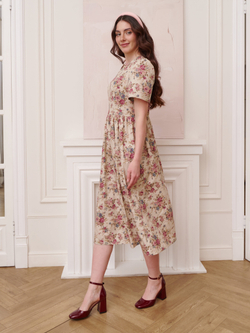 Платье с коротким рукавом