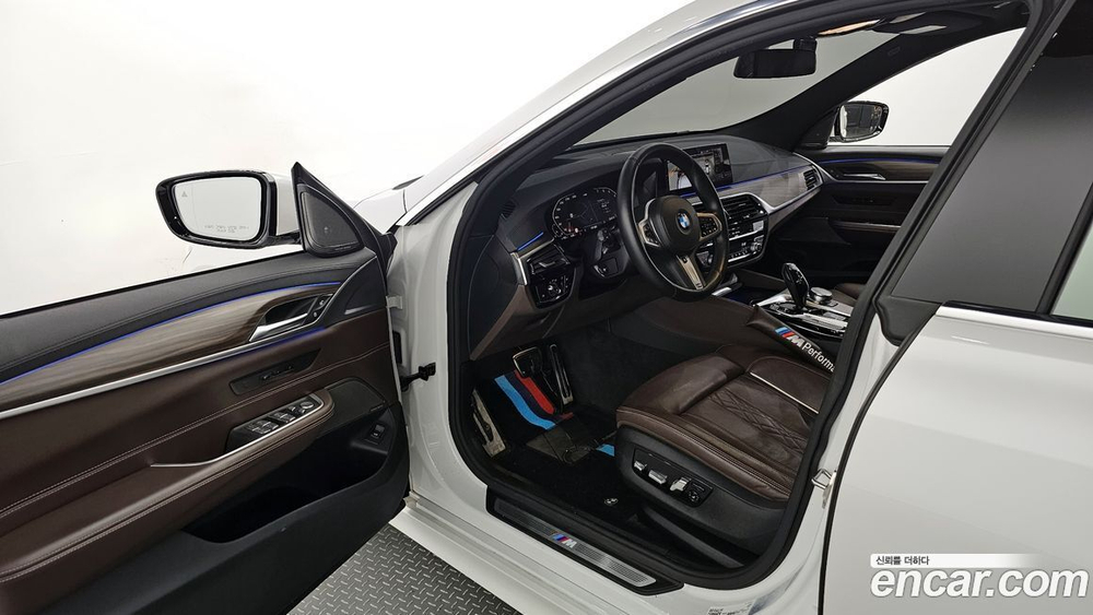 BMW 6 Series GT (G32) 640i xDrive M Sports (09.2020)