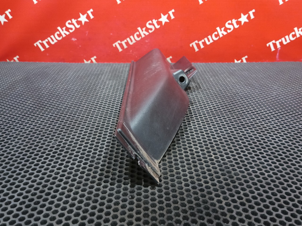 Накладка ручки бардачка левая