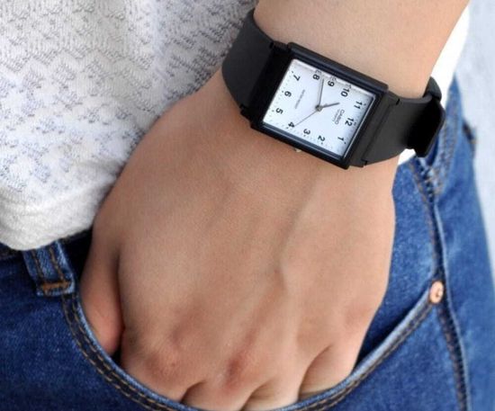 Наручные часы Casio MQ-27-7BDF