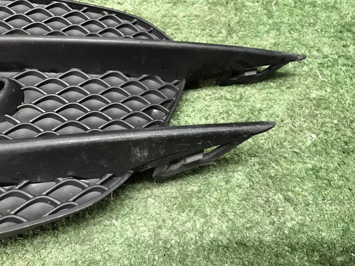 Решетка перед. бампера Mercedes E W213 (16-21) AMG