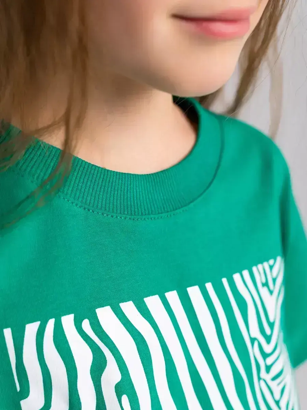 Костюм для девочки, футболка и брюки