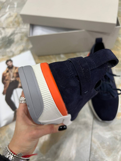Кроссовки Santoni
