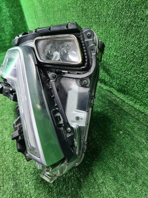 Фара правая Kia Carnival 4 (2020-2023) LED