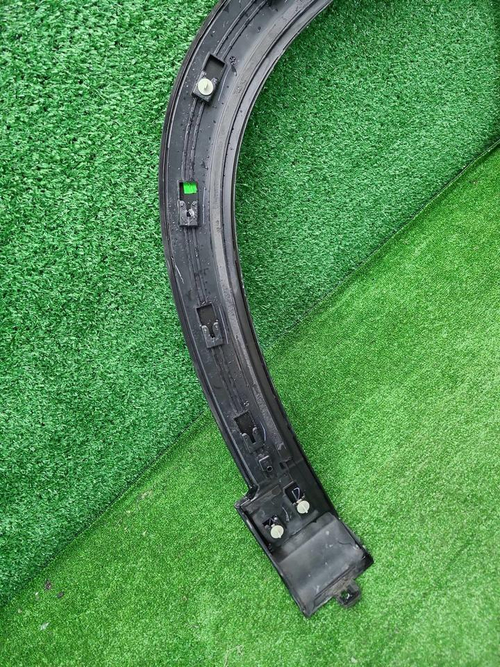 Расширитель передний левый Audi Q6 (2022-н.в.)