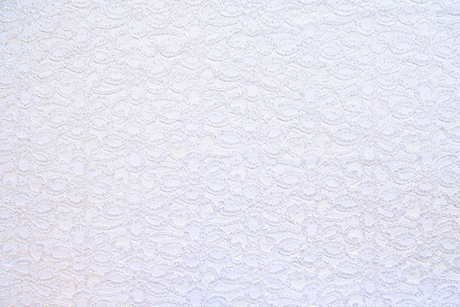 Гипюр стрейч с металликом белый