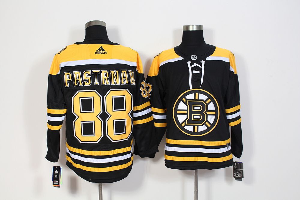 Джерси Давида Пастрнака - Boston Bruins