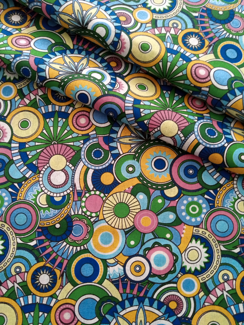 Ткань бязь плательная, рис. "Калейдоскоп", ширина 150 см, арт. 351