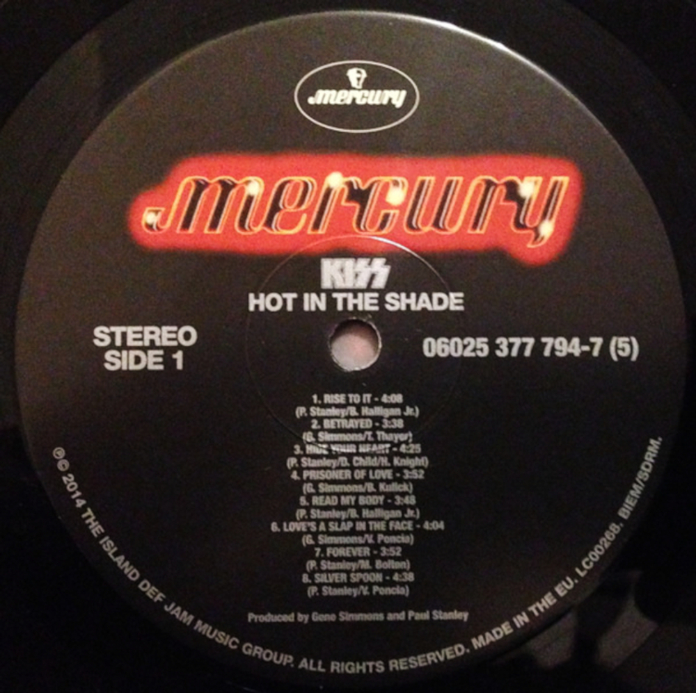 Kiss / Hot In The Shade (LP)